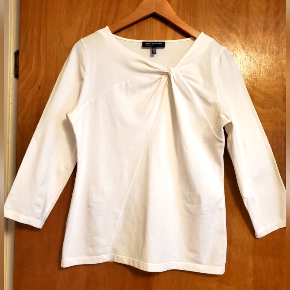 Jones New York spring top L